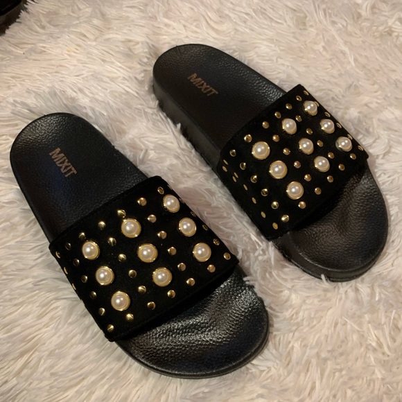 *SOLD* - Picture 2 of 5